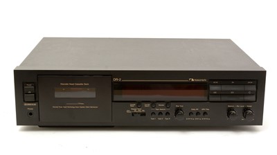 Lot 1005 - A Nakamichi DR-2 cassette recorder