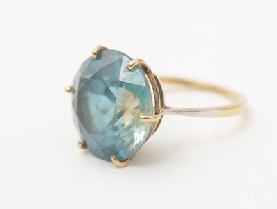 Lot 160 - A zircon single stone dress ring