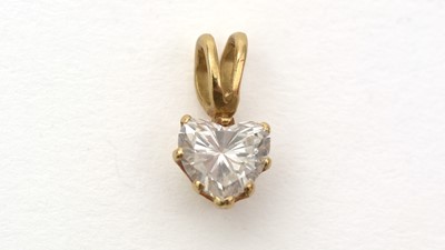 Lot 162 - A heart-shaped diamond pendant on chain