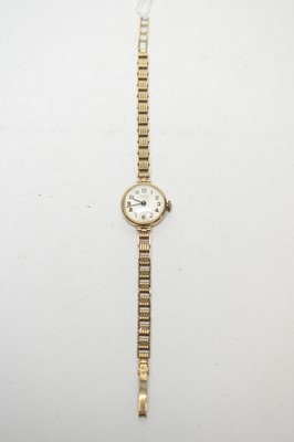 Lot 152 - A 9ct yellow gold cocktail watch by Avia