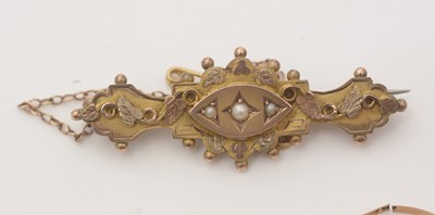 Lot 119 - A collection of Victorian gold and other jewellery