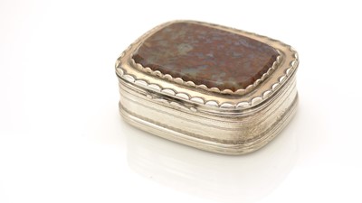 Lot 482 - A rare Scottish provincial silver snuff box