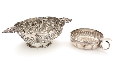 Lot 214 - A late 19th century Dutch silver brandy bowl