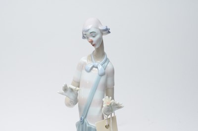 Lot 400 - A collection of Lladro decorative ceramic clown figures