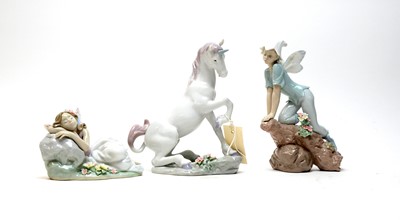 Lot 406 - A collection of Lladro ‘Privilege’ collection decorative ceramic figures