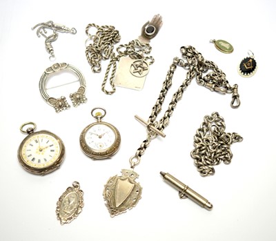Lot 153 - A collection of silver jewellery and collectible accessories