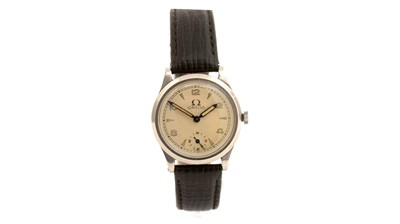 Lot 552 - Omega: a steel case manual-wind wristwatch