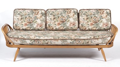 Lot 5 - Ercol: A 'Windsor' No 355 Studio Couch Daybed