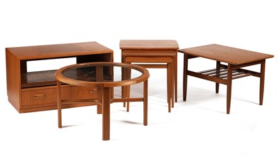 Lot 40 - A collection of retro teak furniture including G Plan