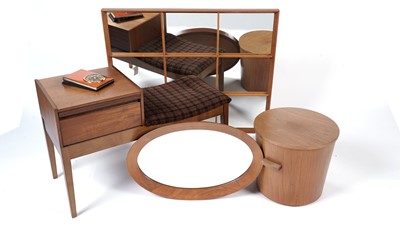 Lot 43 - A collection of retro teak furniture
