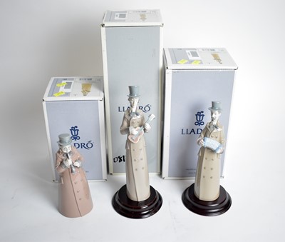 Lot 341 - A Lladro ceramic table bell band
