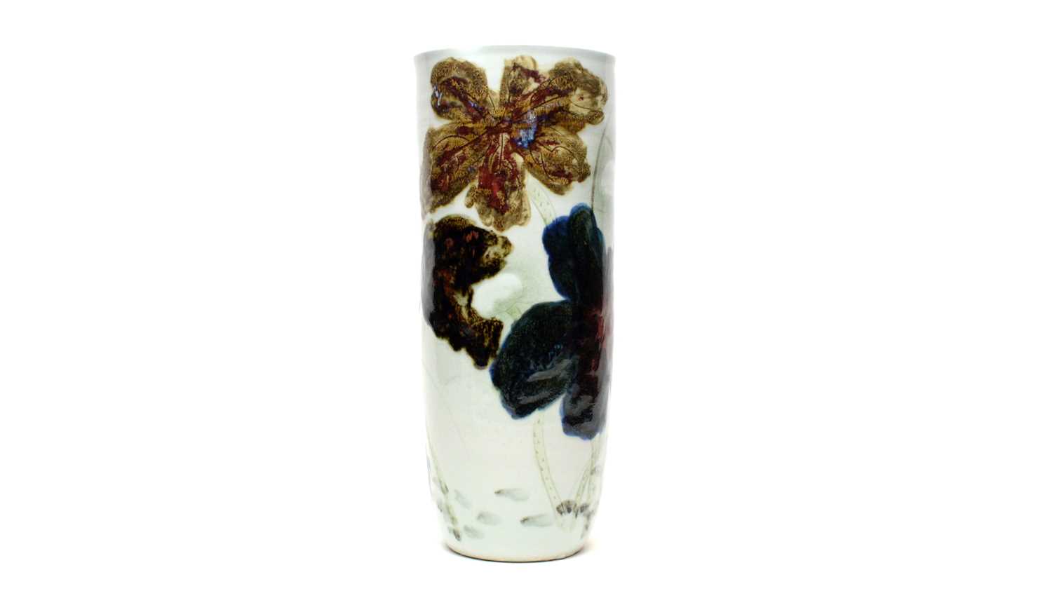 Lot 846 - Chinese 'Aquatic plants' cylindrical shape vase