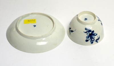 Lot 885 - Pair of Worcester Mansfield pattern tea bowls and saucer; a jug