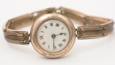 Lot 151 - A gold wristwatch and other jewellery