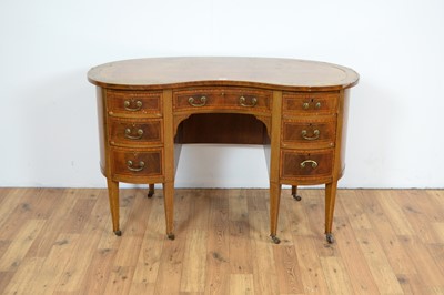 Lot 4 - A late 19th Century inlaid mahogany kidney-shaped desk