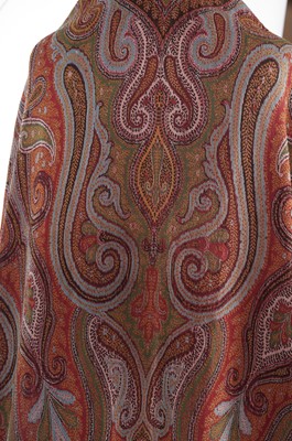 Lot 723 - A Victorian paisley shawl