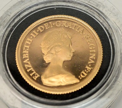 Lot 105 - A Queen Elizabeth II gold sovereign, 1979