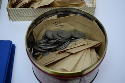 Lot 284 - A selection of collectors coins