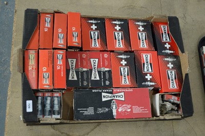 Lot 729 - Spark plugs