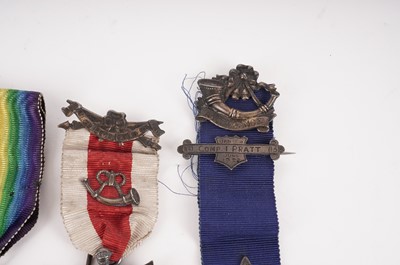 Lot 424 - A pair of WWI General Service medals; and two Masonic jewels