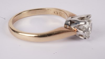 Lot 1190 - A single stone solitaire diamond ring