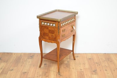 Lot 14 - An attractive  reproduction French kingwood bedside cabinet