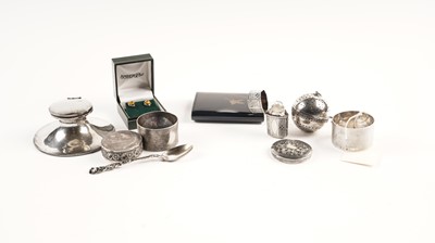 Lot 401 - Selection of silver and other items
