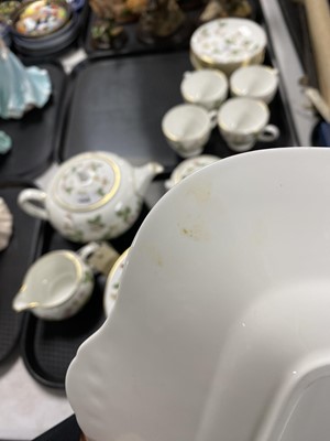 Lot 468 - A Wedgewood ‘Wild Strawberry’ pattern tea and coffee service