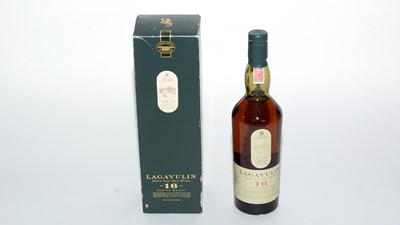Lot 563 - Lagavulin Single Islay Malt Whisky, 16 Years Old