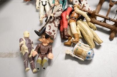 Lot 488 - Star Wars figures and vehicles