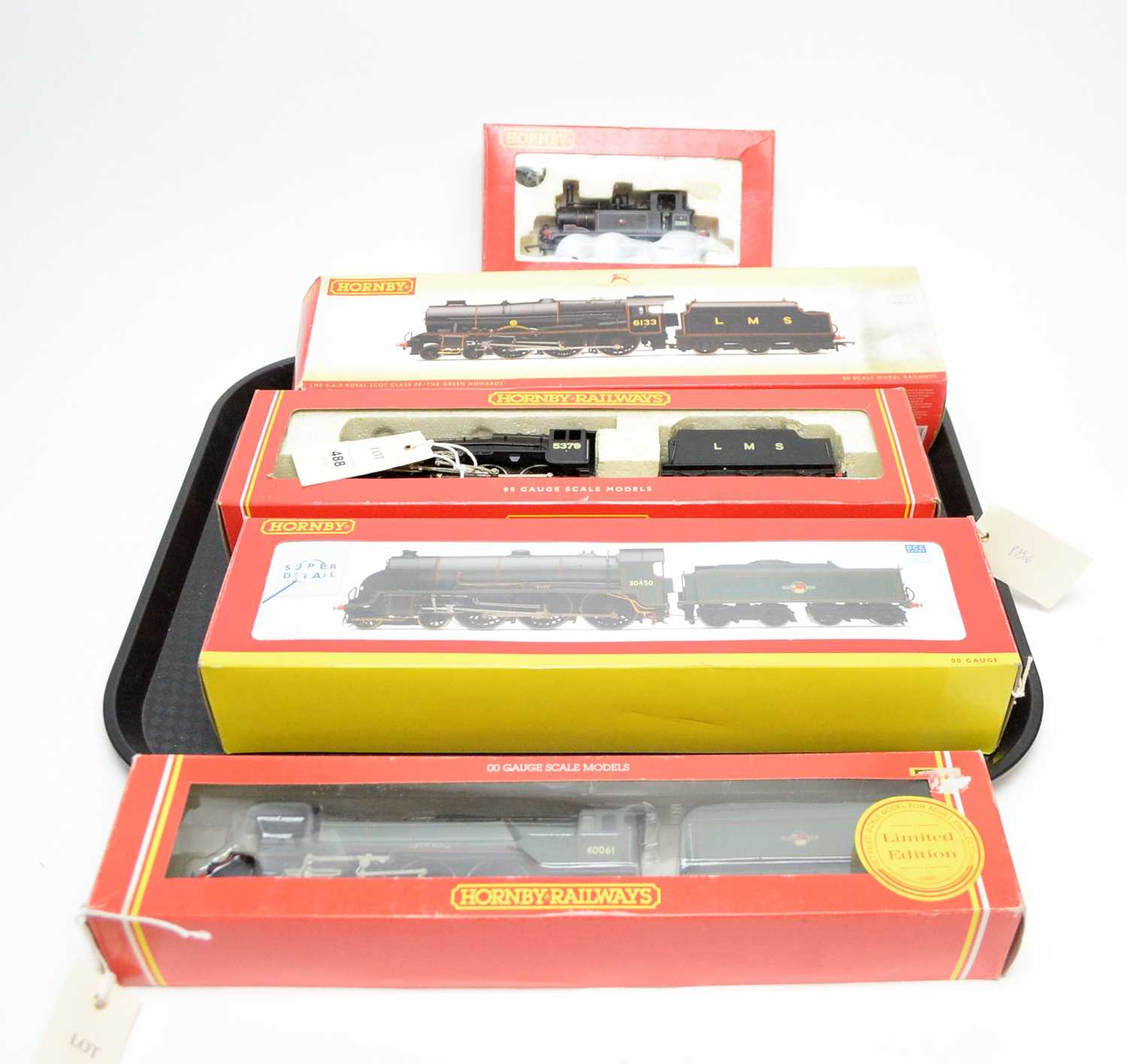 Lot 488 - Hornby 00 gauge model railway locomotives and tenders