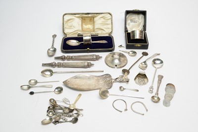 Lot 201 - Collection of silver items