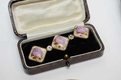 Lot 273 - A collection of silver and costume jewellery