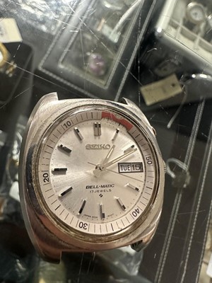 Lot 426 - Seiko Bell-matic steel-cased automatic wristwatch.