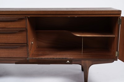 Lot 19 - Greaves and Thomas: A retro teak sideboard