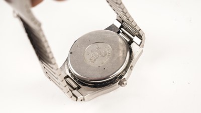 Lot 488 - Omega Seamaster: a steel cased quartz wristwatch