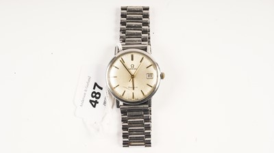Lot 487 - Omega, Geneve: a steel case manual wind wristwatch