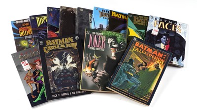 Lot 299 - Batman graphic novels