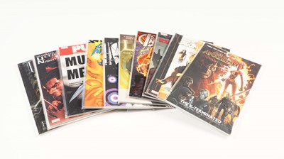 Lot 92 - Marvel albums and graphic novels
