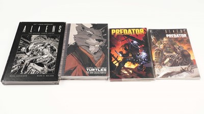 Lot 98 - Aliens and other graphic novels