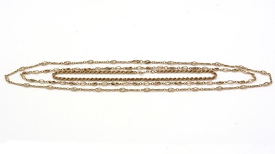 Lot 481 - Three 9ct yellow gold chain necklaces