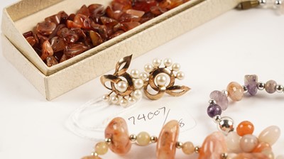 Lot 491 - A selection of jewellery