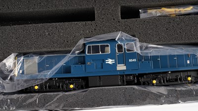 Lot 582 - Heljan 00-gauge diesel locomotive