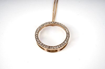 Lot 432 - A diamond pendant, on chain