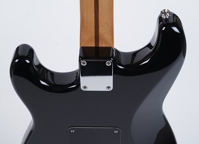 Lot 392 - Fender Mexico Stratocaster