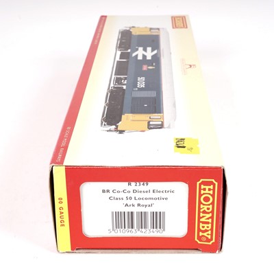 Lot 638 - Hornby 00-gauge diesel electric locomotive