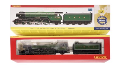 Lot 643 - Hornby 00-gauge locomotive and tender