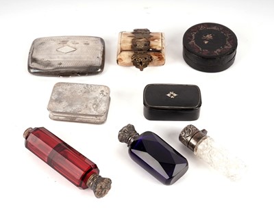 Lot 403 - A selection of scent bottles and boxes