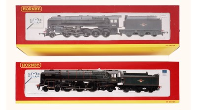 Lot 654 - Hornby 00-gauge 9F Class locomotives and tenders