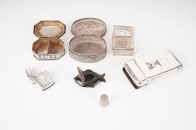 Lot 462 - A selection of silver and other boxes